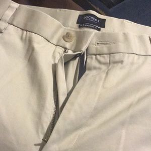 32, 30 Khaki pants